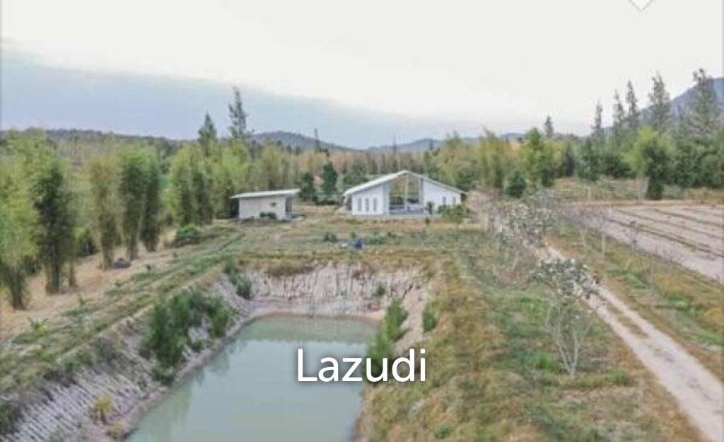 27,200 Sqm 3 Bed 2 Bath Villa For Sale