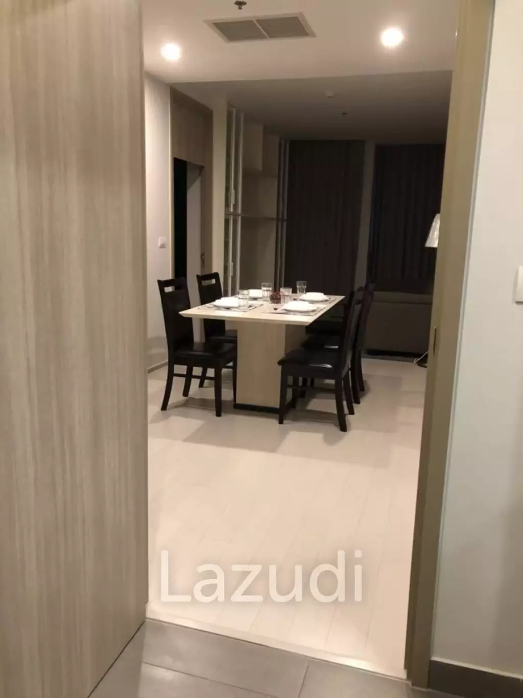 2 Bed 2 Bed 75 SQ.M. Noble Ploenchit