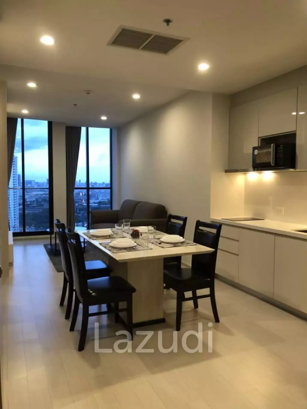 2 Bed 2 Bed 75 SQ.M. Noble Ploenchit