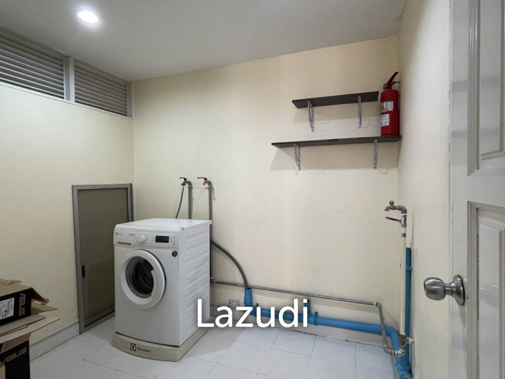 4 Bed 3 Bath 252 SQ.M Tai Ping Towers