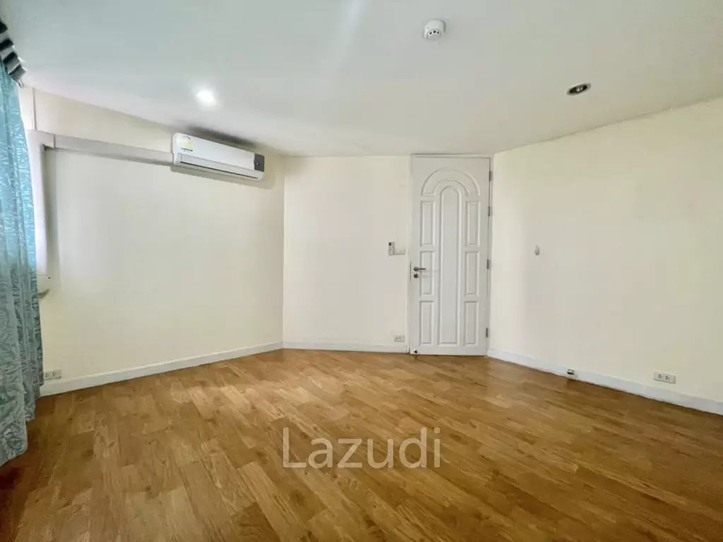 4 Bed 3 Bath 252 SQ.M Tai Ping Towers