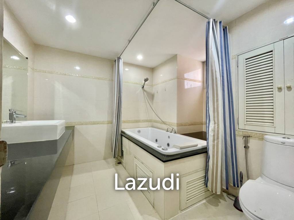 4 Bed 3 Bath 252 SQ.M Tai Ping Towers