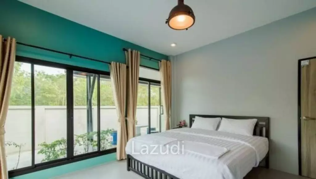 New Modern 6 Bed Pool Villa