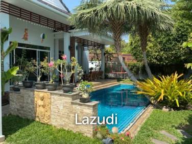 3 Bed 3 Bath Villa For Sale
