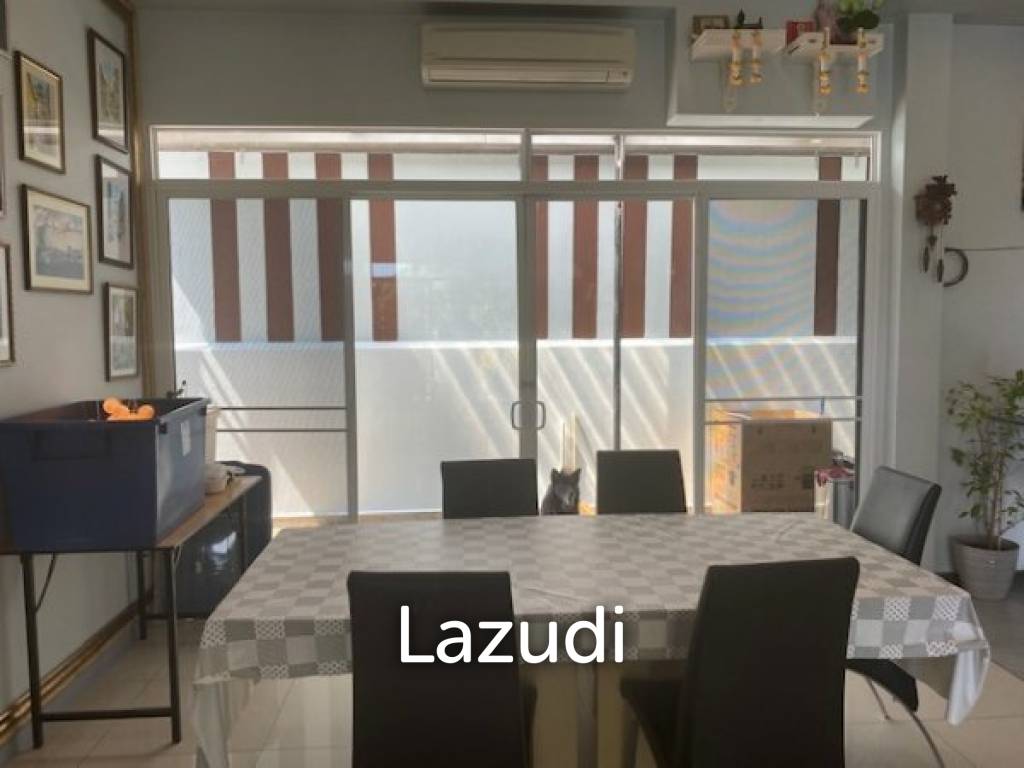 550 ตร.ม 3 เตียง 3 อาบน้ำ วิลล่า For ขาย