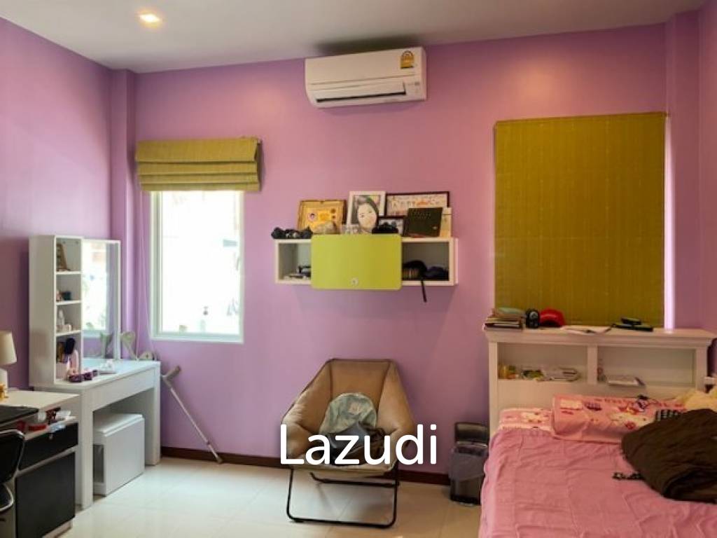 550 ตร.ม 3 เตียง 3 อาบน้ำ วิลล่า For ขาย