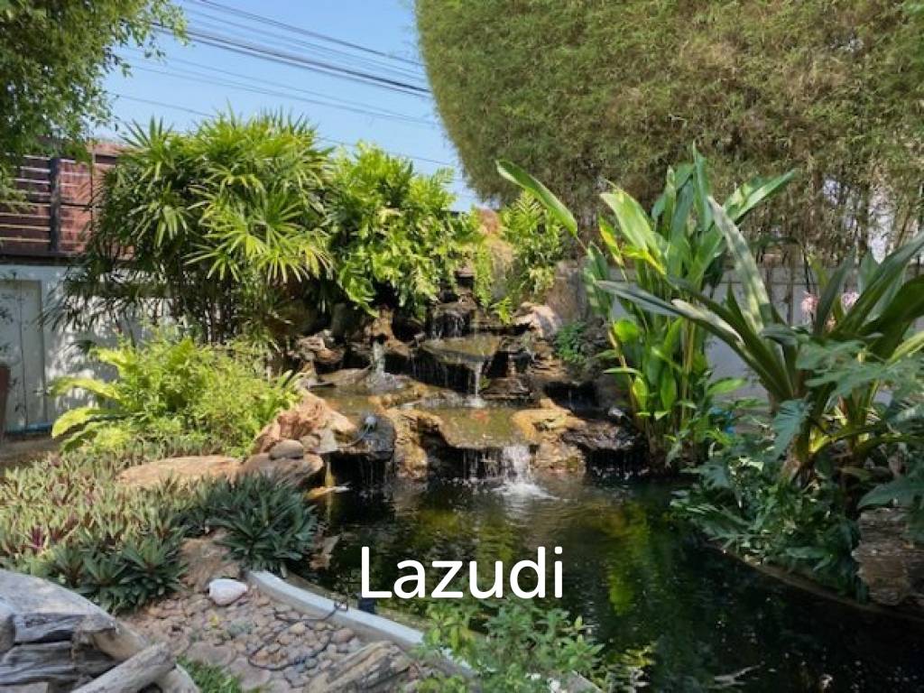 550 ตร.ม 3 เตียง 3 อาบน้ำ วิลล่า For ขาย