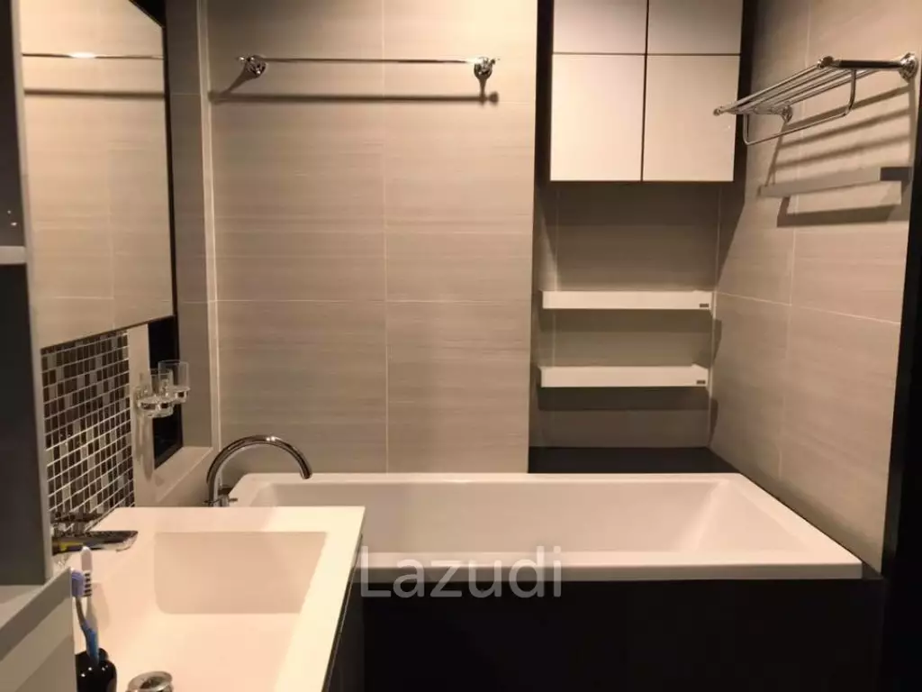 1 bedroom for sale at Chewathai Residence Bang Pho