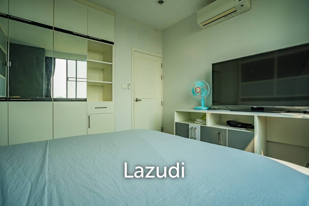 Boat condo 2bedroom end unit - Quick sale