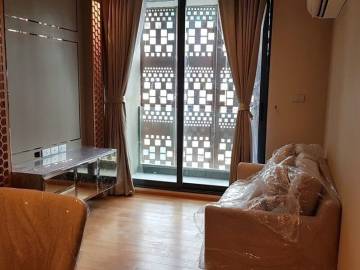 Altitude Define / Condo For Sale / 2 Bedroom / 43.5 SQM / MRT Sam Yan / Bangkok