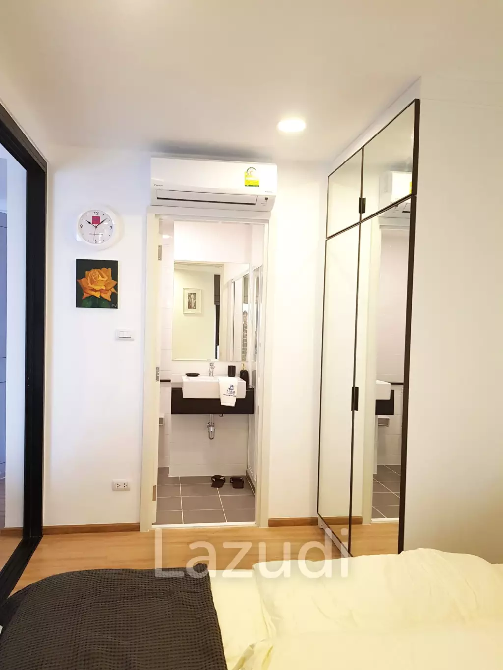 1 Bed 33.13 SQ.M. Notting Hill The Exclusive CharoenKrung - Sale with tenant