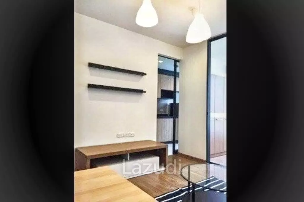 1 Bed 37 SQ.M. Hasu Haus