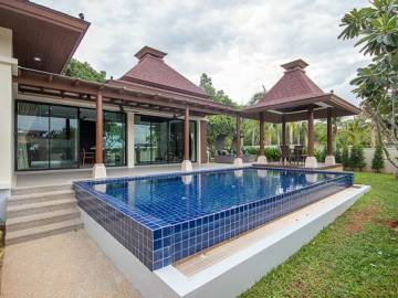 PANORAMA: Luxury Bali Style 2 Bed Pool Villa