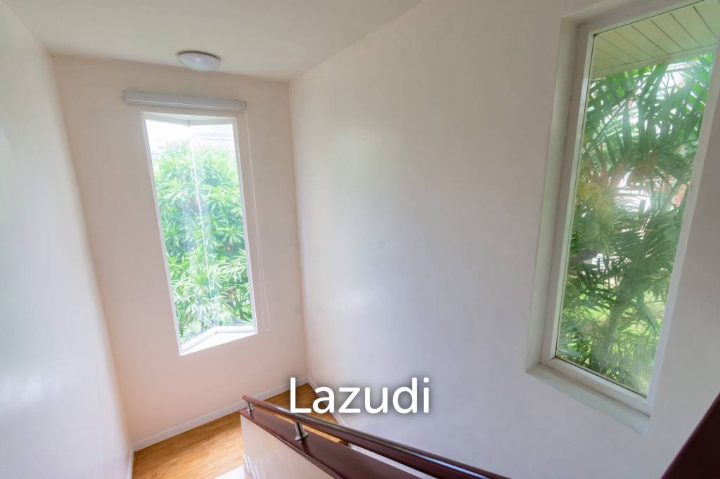 400 qm 3 Bett 3 Bad Villa Für Verkauf