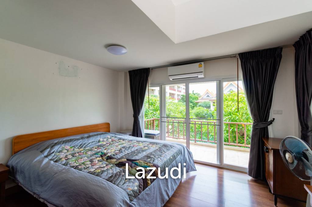 400 qm 3 Bett 3 Bad Villa Für Verkauf