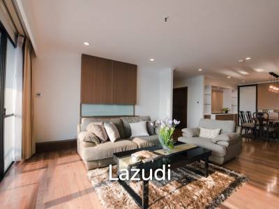 3 Bed 3 Bath 220 SQ.M. Mayfair Garden Renovated