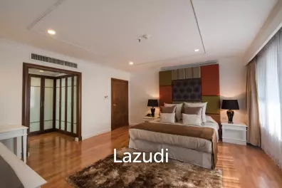 3 Bed 3 Bath 220 SQ.M. Mayfair Garden Renovated