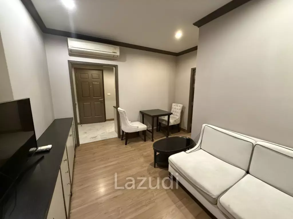 The Reserve - Kasemsan 3 / Condo For Rent / 1 Bedroom / 38.55 SQM / BTS National Stadium / Bangkok