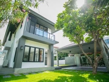 4 Bedroom Single House Private Nirvana Ladprao, Bangkok