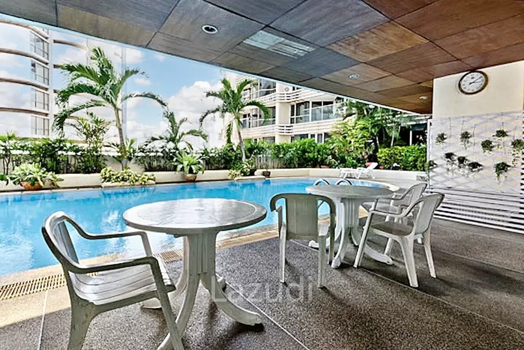 1 Bedroom 1 Bathroom 58 SQ.M. Sukhumvit Suites