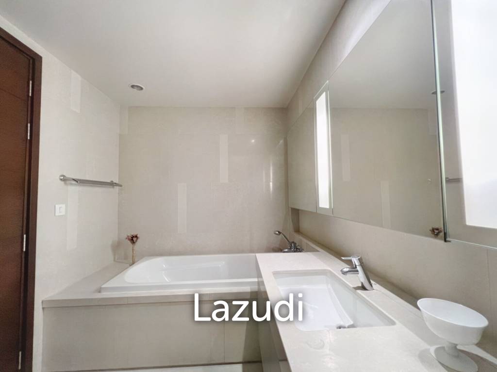 2 Bed 2 Bath 82.50 SQ.M. Quattro by Sansiri