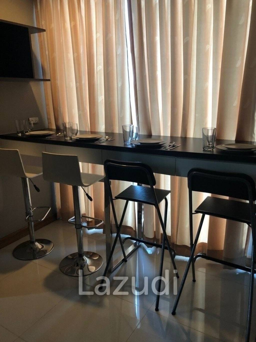 2 Bed 88 SQ.M. Tree Condo Ekamai