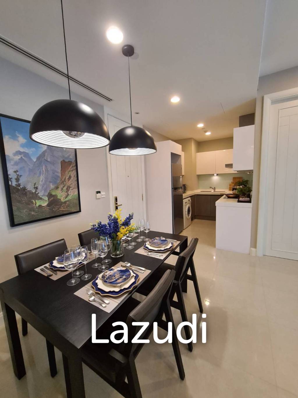 2 Bed 2 Bath 86 SQ.M. Q Langsuan Condo