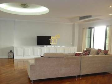 Cosmo Villa / Apartment (Serviced) For Rent / 3 Bedroom / 250 SQM / BTS Asok / Bangkok