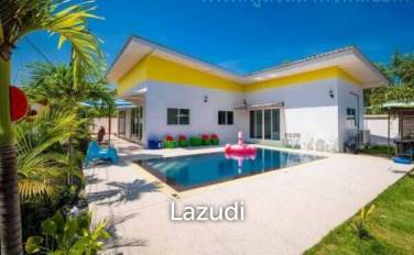 5 Bed 6 Bath Villa For Sale