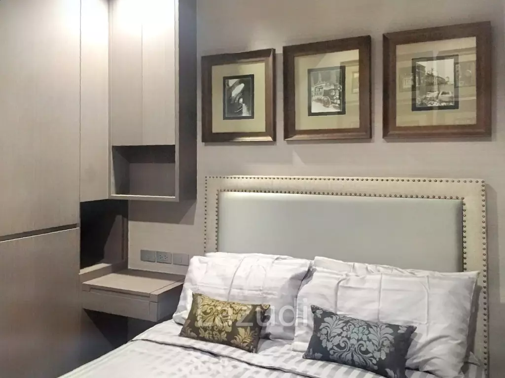 2 Bed 2 Bath 77.11 SQ.M. The Diplomat Sathorn