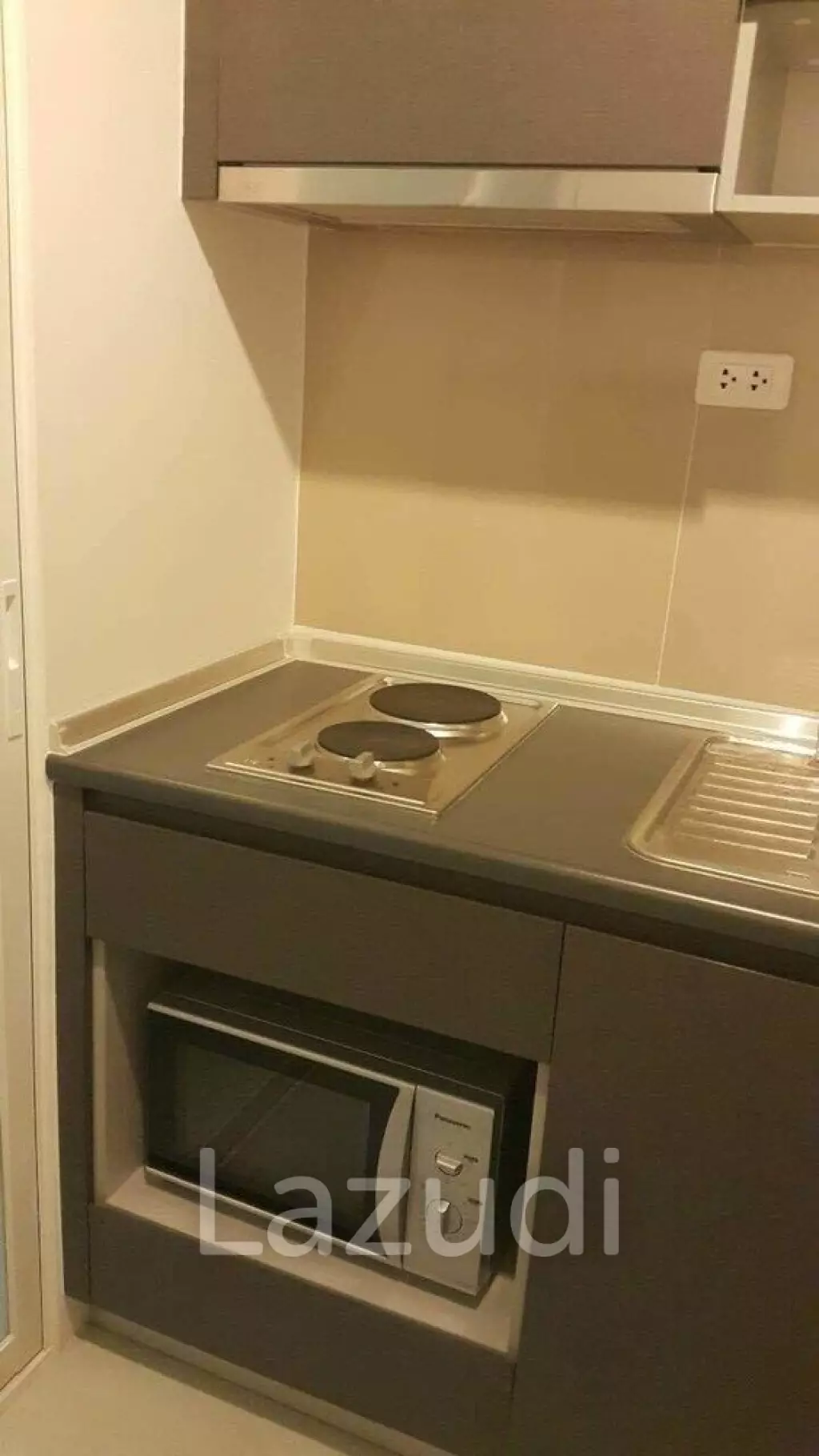 Studio 1 Bath 25.89 SQ.M. The Base Rama 9 - Ramkhamhaeng