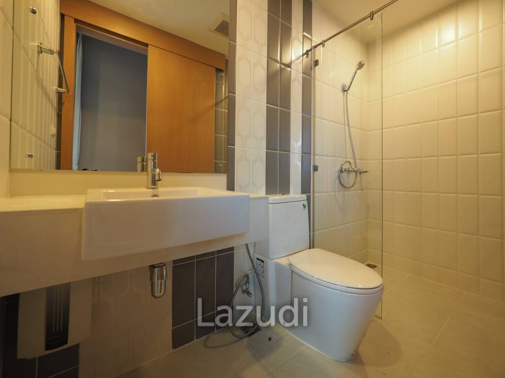 2 Bed 92.90 SQ.M. Circle Condominium