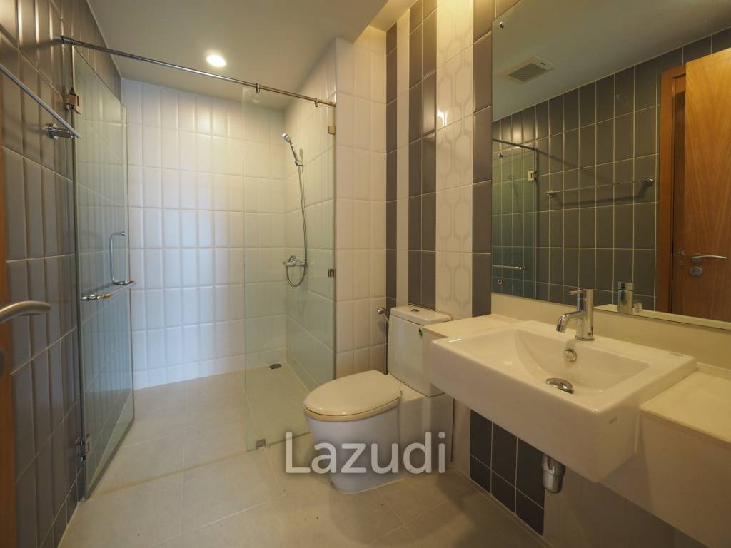 2 Bed 92.90 SQ.M. Circle Condominium