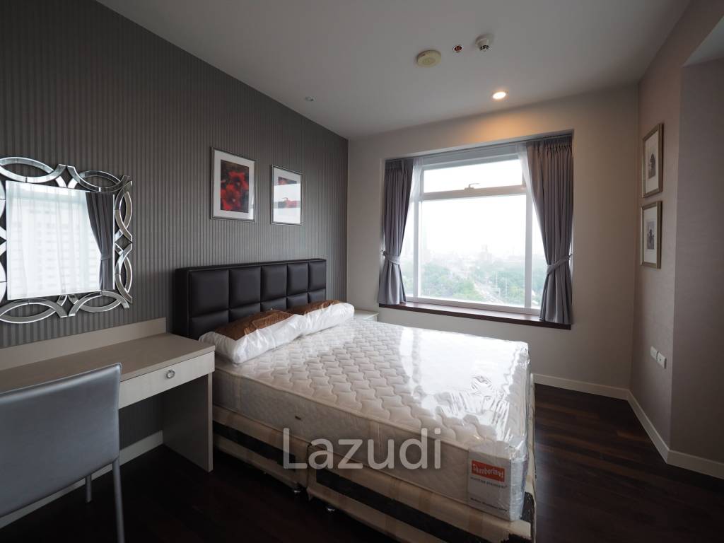 2 Bed 92.90 SQ.M. Circle Condominium