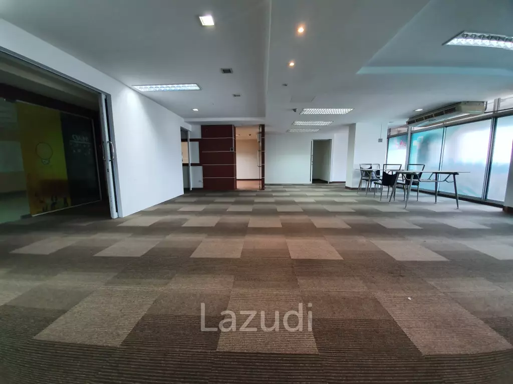 2 Bed 138.81 SQ.M. ITF Silom Palace