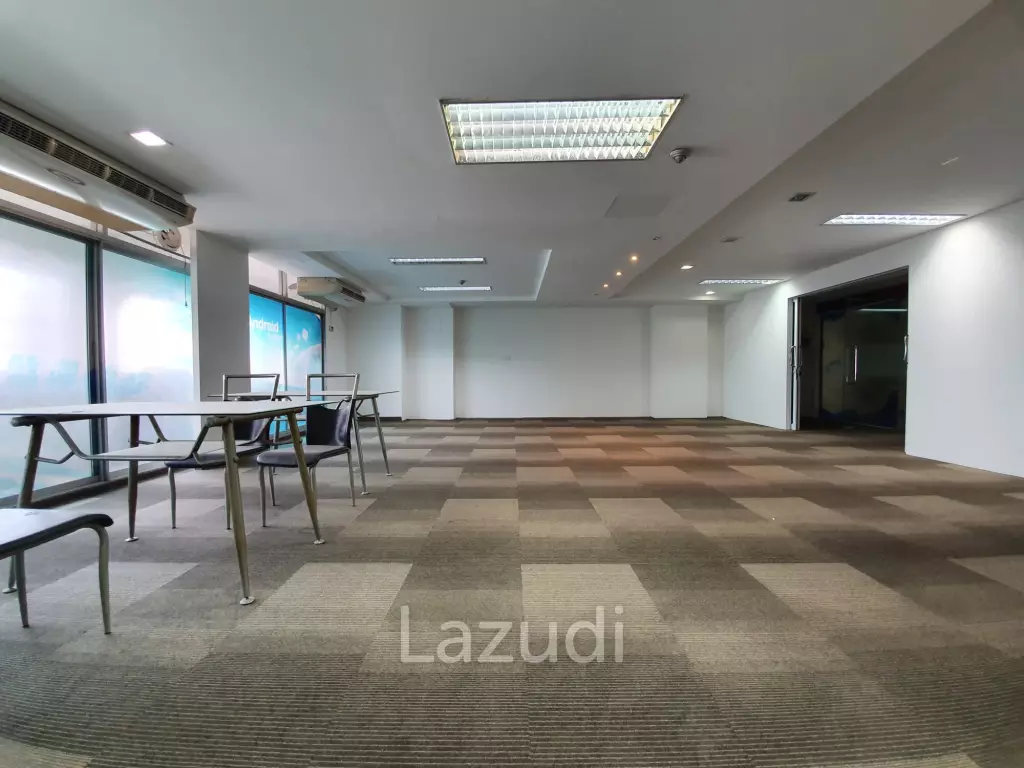 2 Bed 138.81 SQ.M. ITF Silom Palace