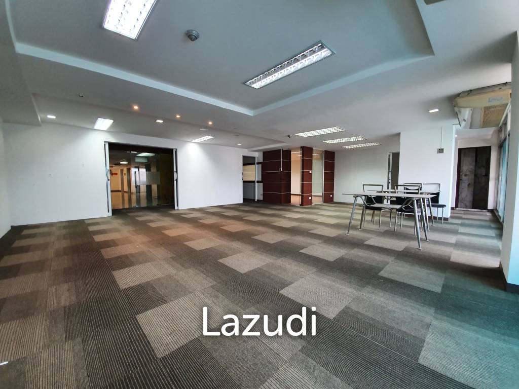 2 Bed 138.81 SQ.M. ITF Silom Palace