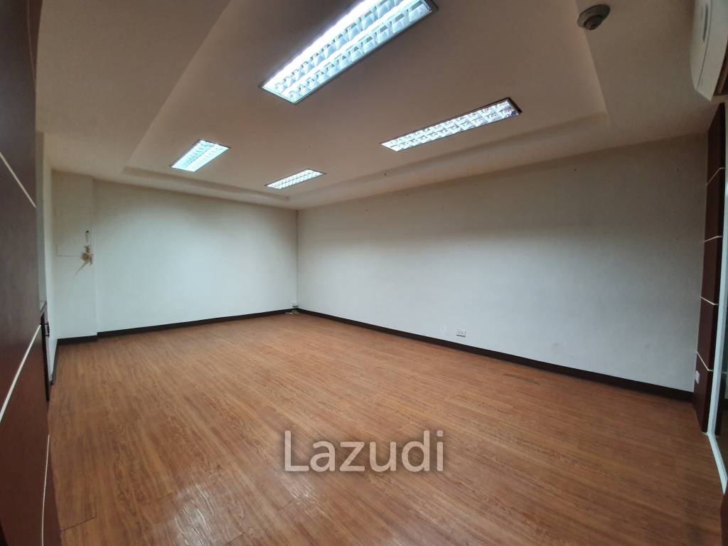 2 Bed 138.81 SQ.M. ITF Silom Palace