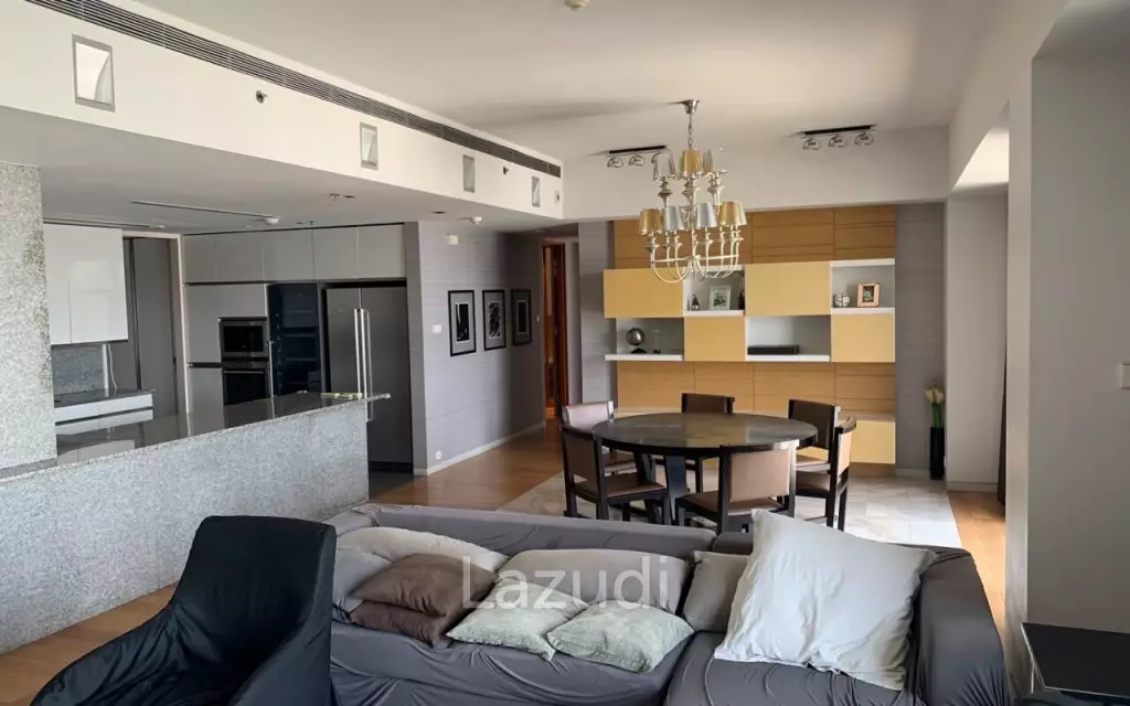 3 Bed 4 Bath 196 SQ.M The Met Condominium