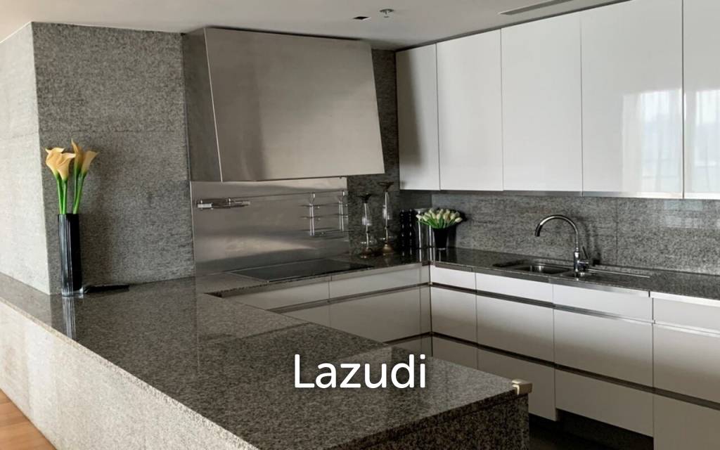 3 Bed 4 Bath 196 SQ.M The Met Condominium