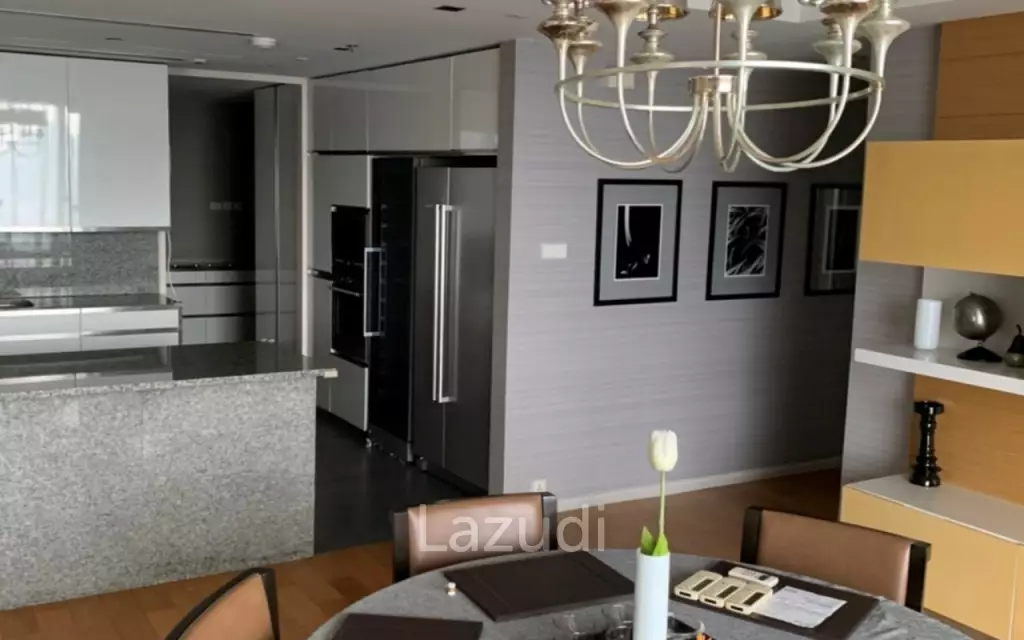 3 Bed 4 Bath 196 SQ.M The Met Condominium