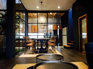 Home Office / Townhouse For Sale / 3 Bedroom / 230 SQM / BTS Surasak / Bangkok