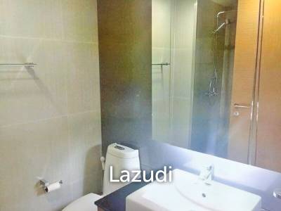 1 Bed 1 Bath 32 SQ.M. SOCIO Ruamrudee