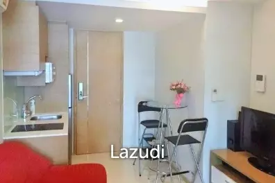 1 Bed 1 Bath 32 SQ.M. SOCIO Ruamrudee