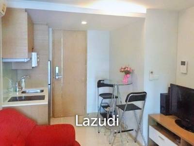 1 Bed 1 Bath 32 SQ.M. SOCIO Ruamrudee