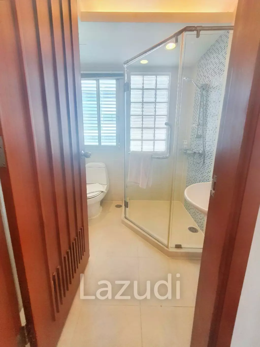 3 Bed 3 Bath 200 SQ.M Sathorn Gallery Residences