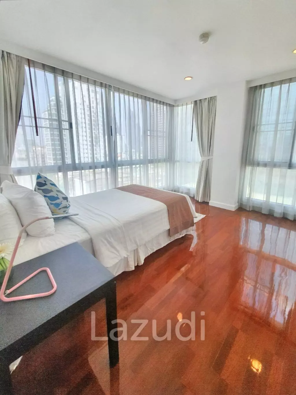 3 Bed 3 Bath 200 SQ.M Sathorn Gallery Residences