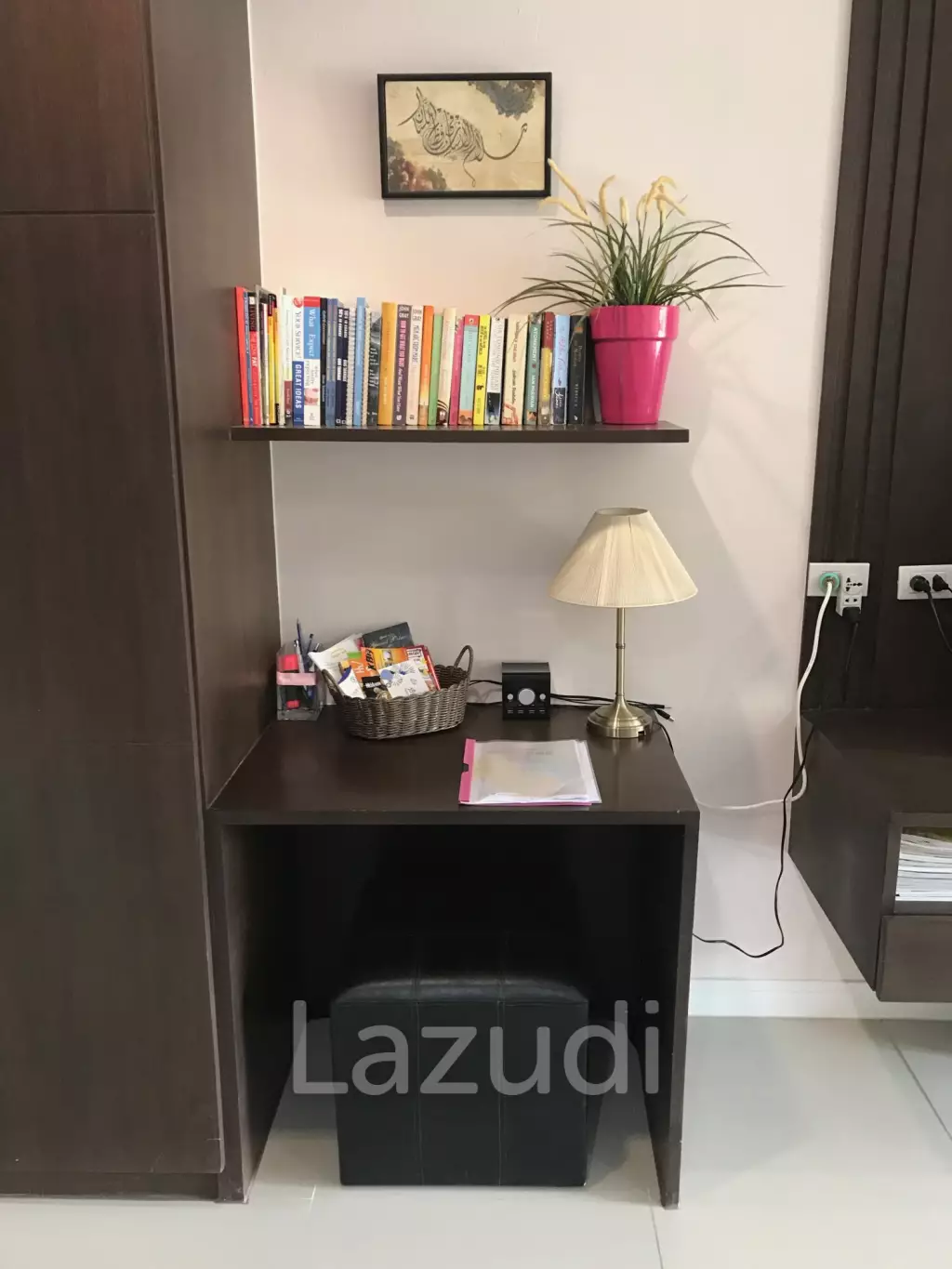 Modern and bright 1 bedroom unit in very central + convenient Hua Hin location