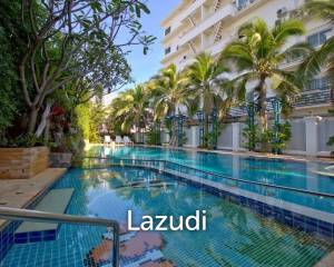 Modern and bright 1 bedroom unit in very central + convenient Hua Hin location