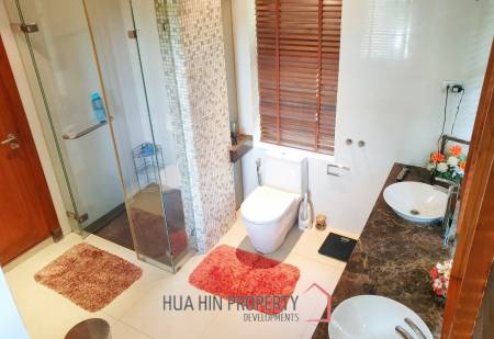 Fabulous 5 Bedroom Villa, on Black Mountain Golf Course, with two golf memberships